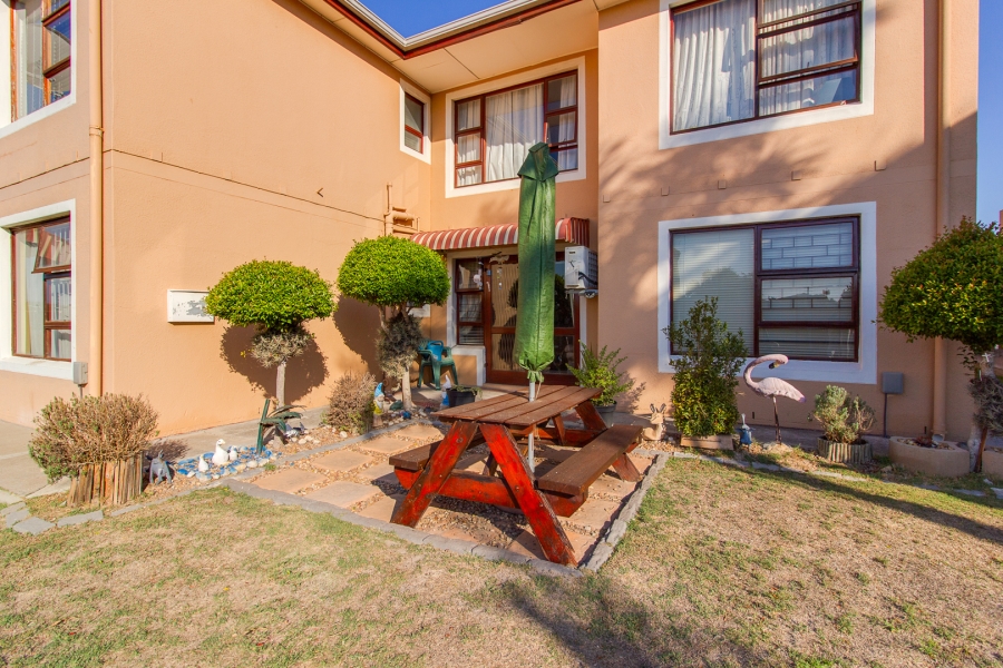 2 Bedroom Property for Sale in Durbanville Western Cape